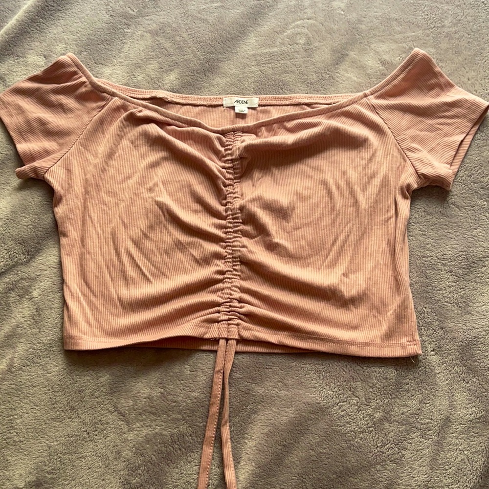 Off the shoulder Cropped Top